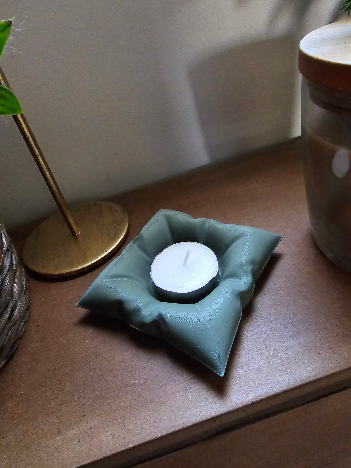 Tealight holder- Cushion