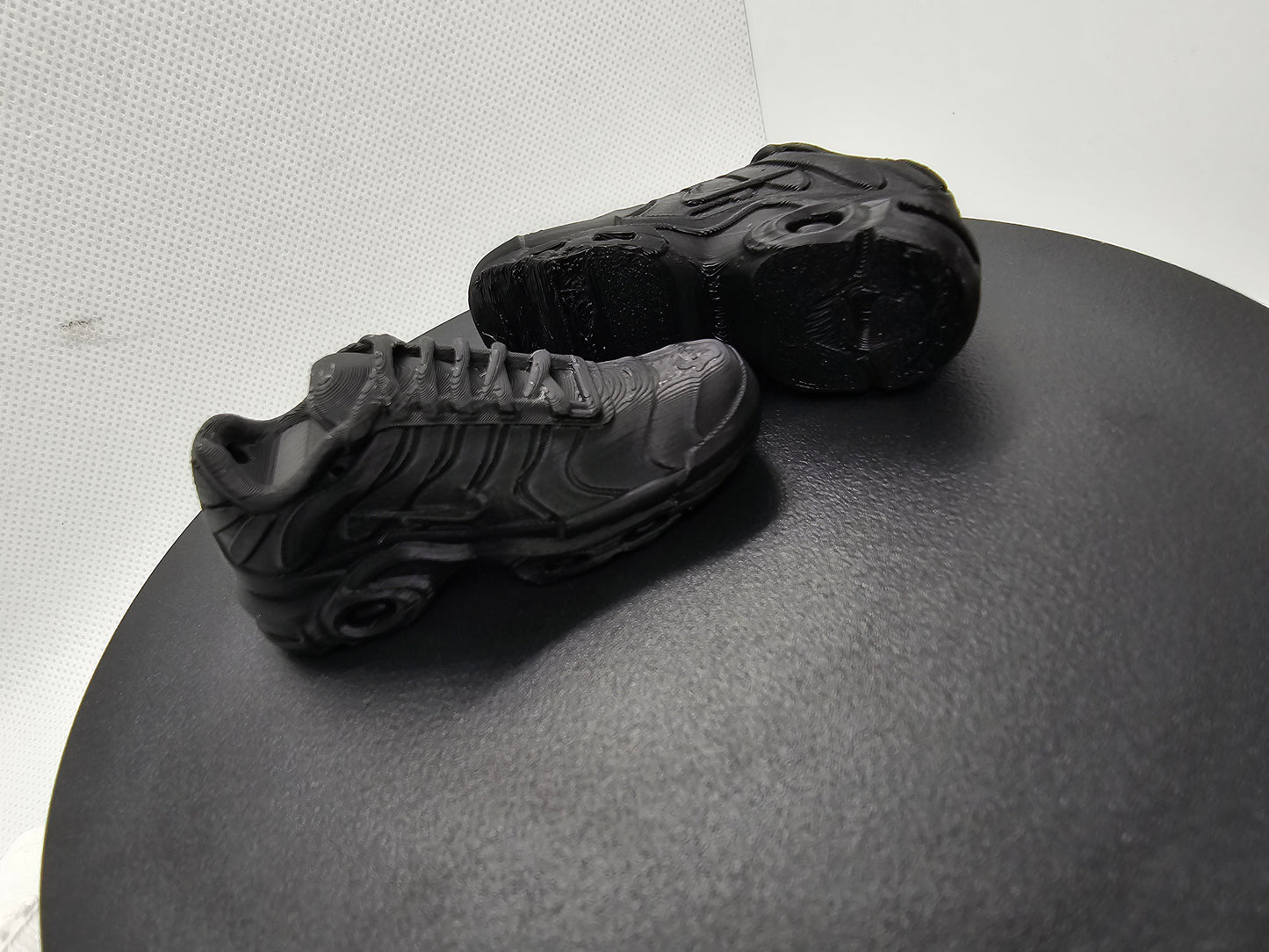 TN Inspired Sneaker Keychains – 3D Printed Mini Shoe Keyring